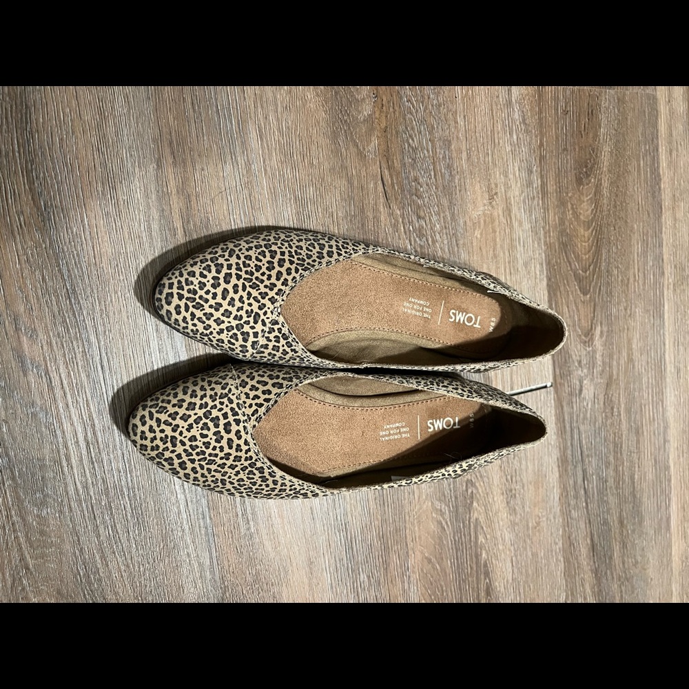 COPY - Tom’s sz 8.5 shoes